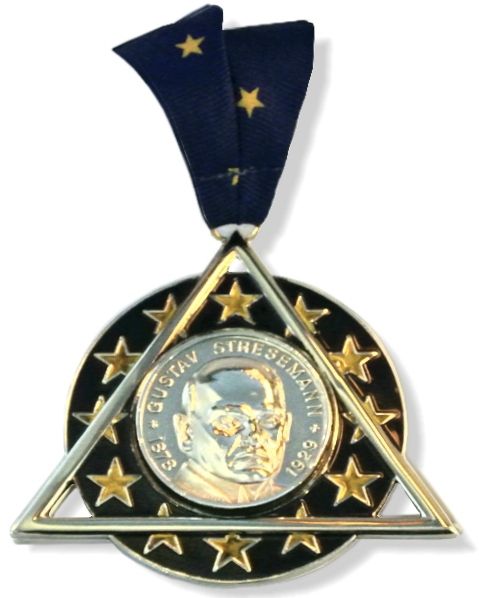 Die Stresemann-Medaille der Freimaurer-Großloge der Alten Freien und Angenommenen Maurer von Deutschland