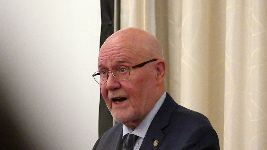 Prof. Dr. Hans-Hermann Höhmann beim Vortrag in Dresden 2017