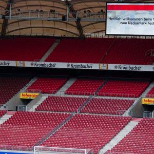 Das Stuttgarter Stadion mit leeren Rängen